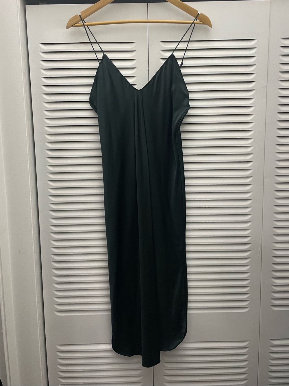 100% Silk Banana Republic Slip Dress in Deep Green